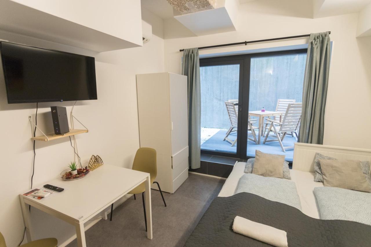 Peaceful Basement Apartment With Terrace & Free Gym Budapeste Exterior foto