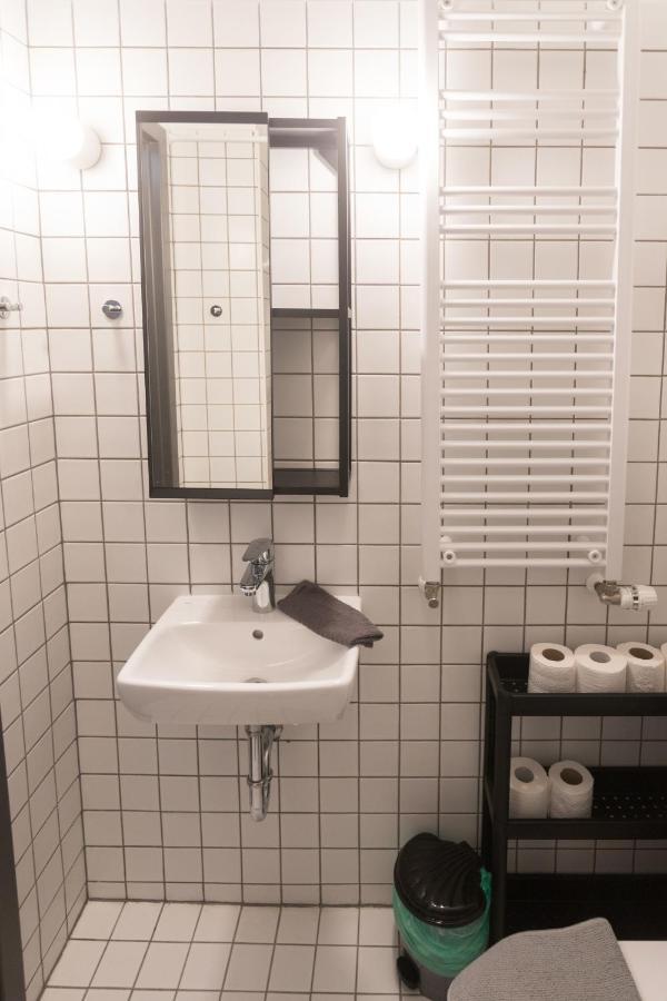 Peaceful Basement Apartment With Terrace & Free Gym Budapeste Exterior foto